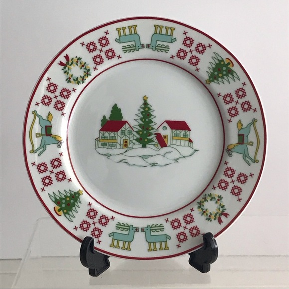 Set of 4 “Christmas Sampler” Appetizer/Salad 7.5" Plates By SAKS FIFTH AVE - VTG - Picture 5 of 16